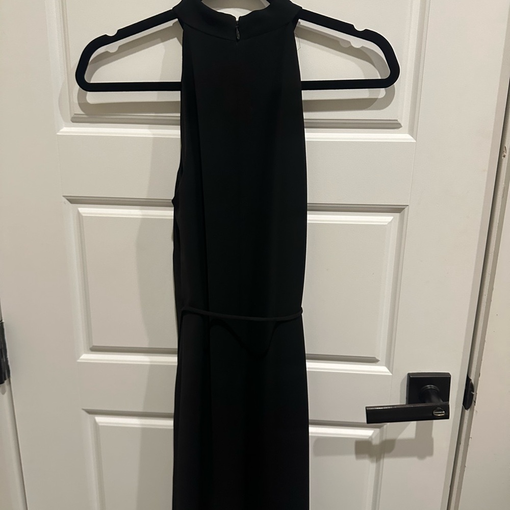 Elegant Black Sleeveless Dress